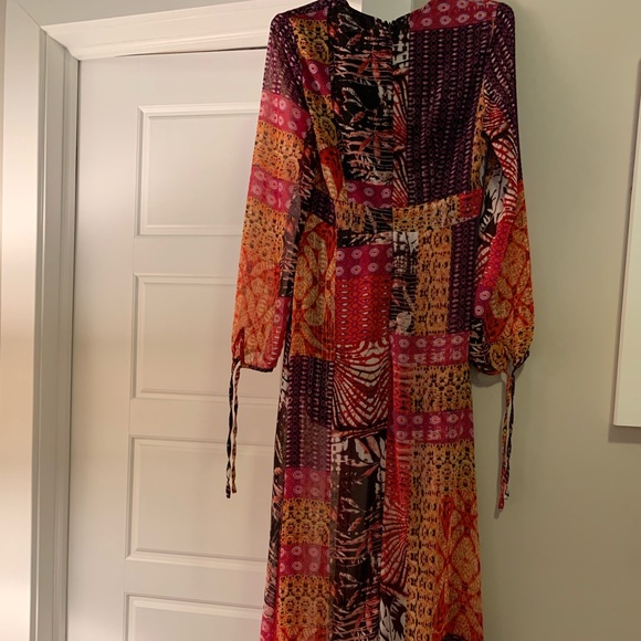 Luxxel Long Sleeve Maxi Dress Tropical Multicolor - Picture 5 of 10